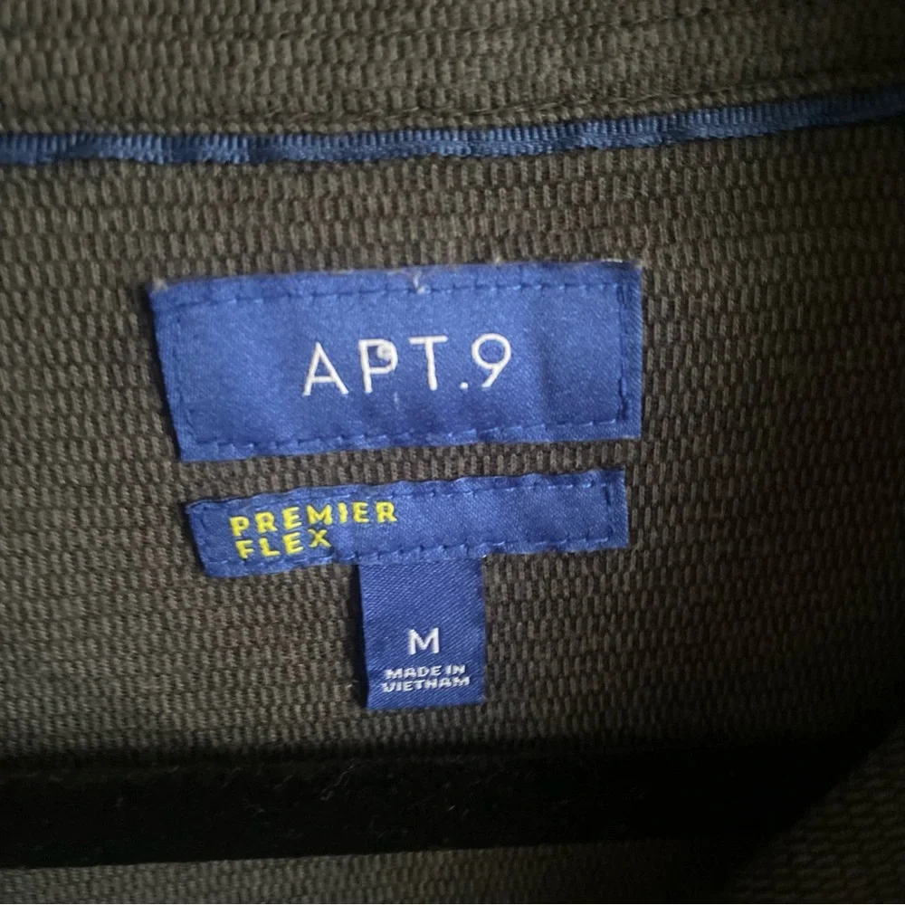 Gray Cozy Button Up Apt 9 - Picture 4 of 4